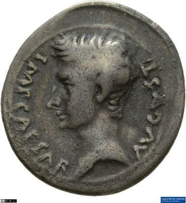 Denar (ANT), Augustusca. 25-23 v. Chr.Antike HerrscherprägungGaius Iulius Caesar (Octavianus), seit 27 v. Chr. Augustus (63 v.-14 n. Chr.)