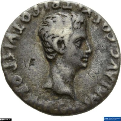 Denar (ANT), Augustusca. 18-17/16 v. Chr.Antike HerrscherprägungGaius Iulius Caesar (Octavianus), seit 27 v. Chr. Augustus (63 v.-14 n. Chr.)