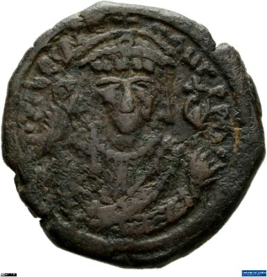 40 Nummi (Follis), Byzanz: Tiberius II. Constantinus581-582 n. Chr.Kaisertum (MA/NZ)Tiberius II. Constantinus (578-582)