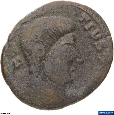 Aes 2, Magnentius350-353 n. Chr.Antike HerrscherprägungMagnentius (um 301-353 n. Chr.)