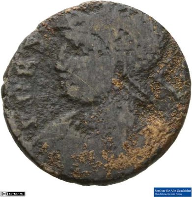 Nummus, Urbs Roma330-331 n. Chr.Antike HerrscherprägungConstantinus I. (um 270/288-337 n. Chr.)